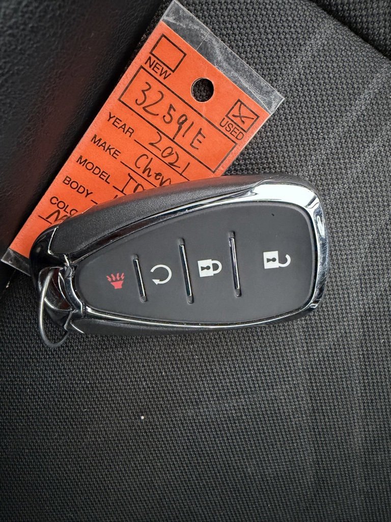 2021 Chevrolet Trax LT photo 4