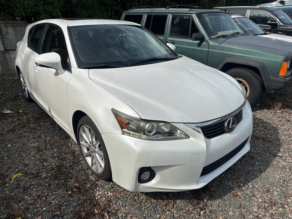 2012 Lexus CT 200h photo 3