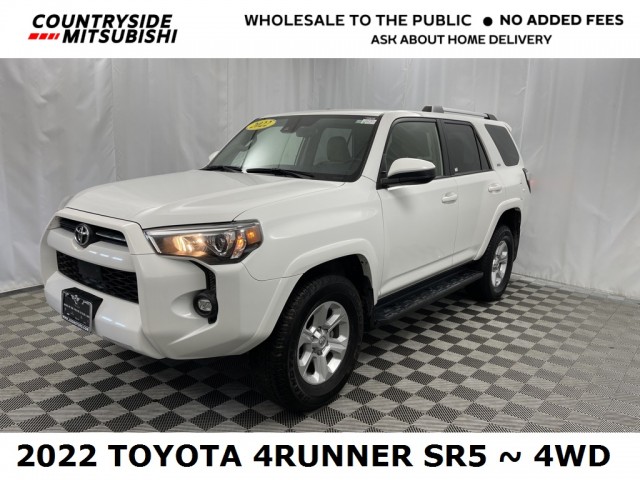 Pre-Owned 2022 White Toyota 4Runner SR5 4D Sport Utility for Sale in ...