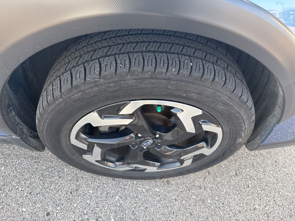 2021 Subaru Crosstrek Limited photo 2