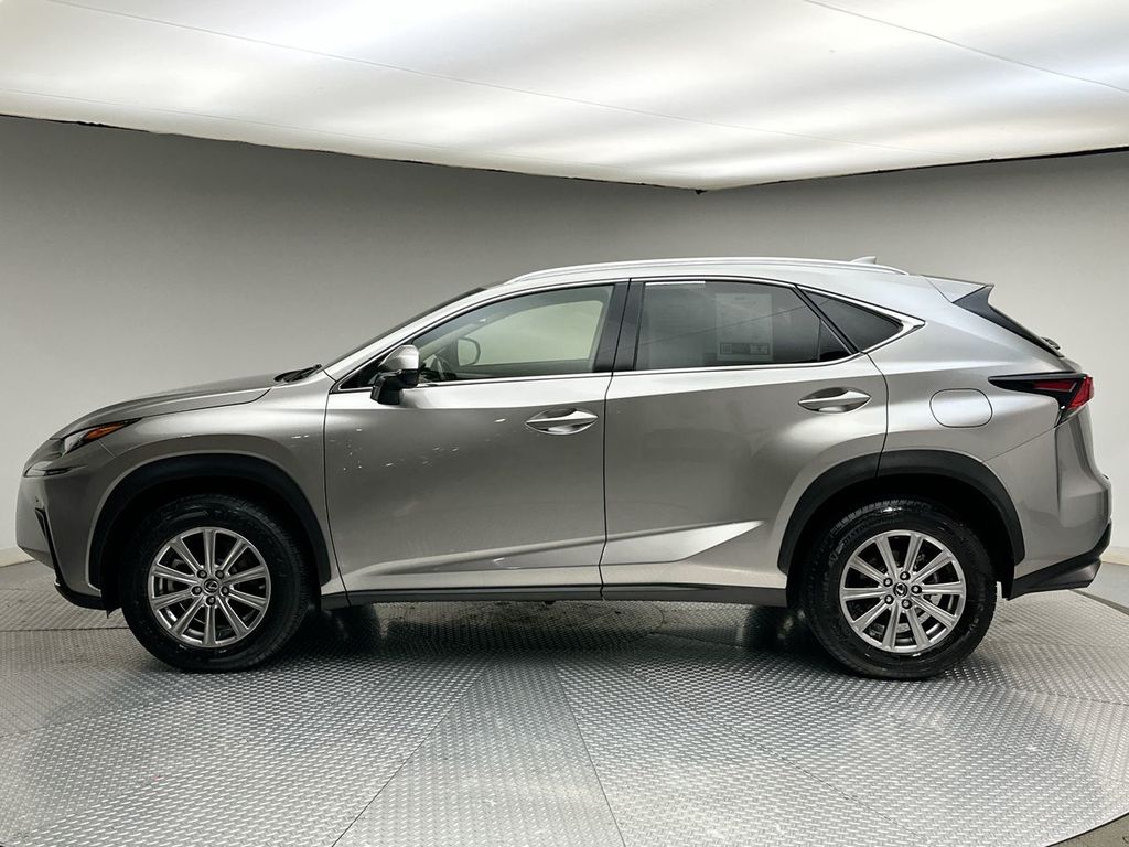 2021 Lexus NX 300 photo 2