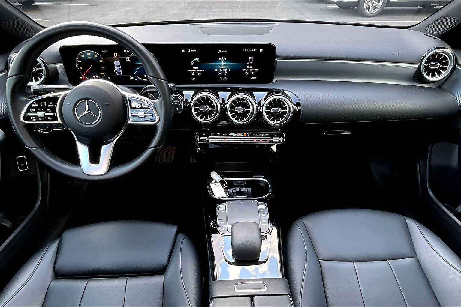 2022 Mercedes Benz A 220 photo 14