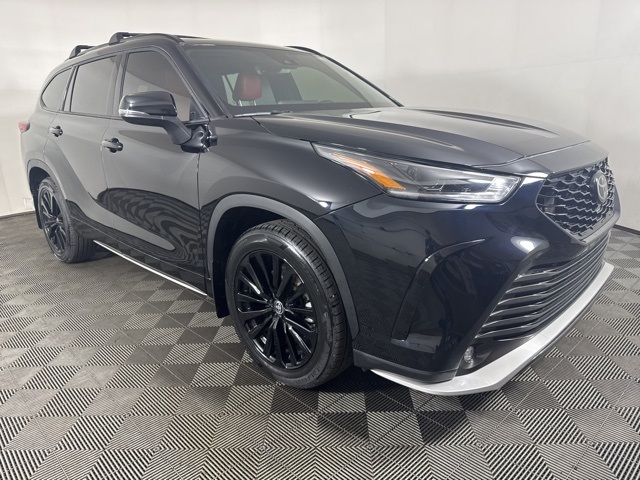 2023 Toyota Highlander XSE's photo