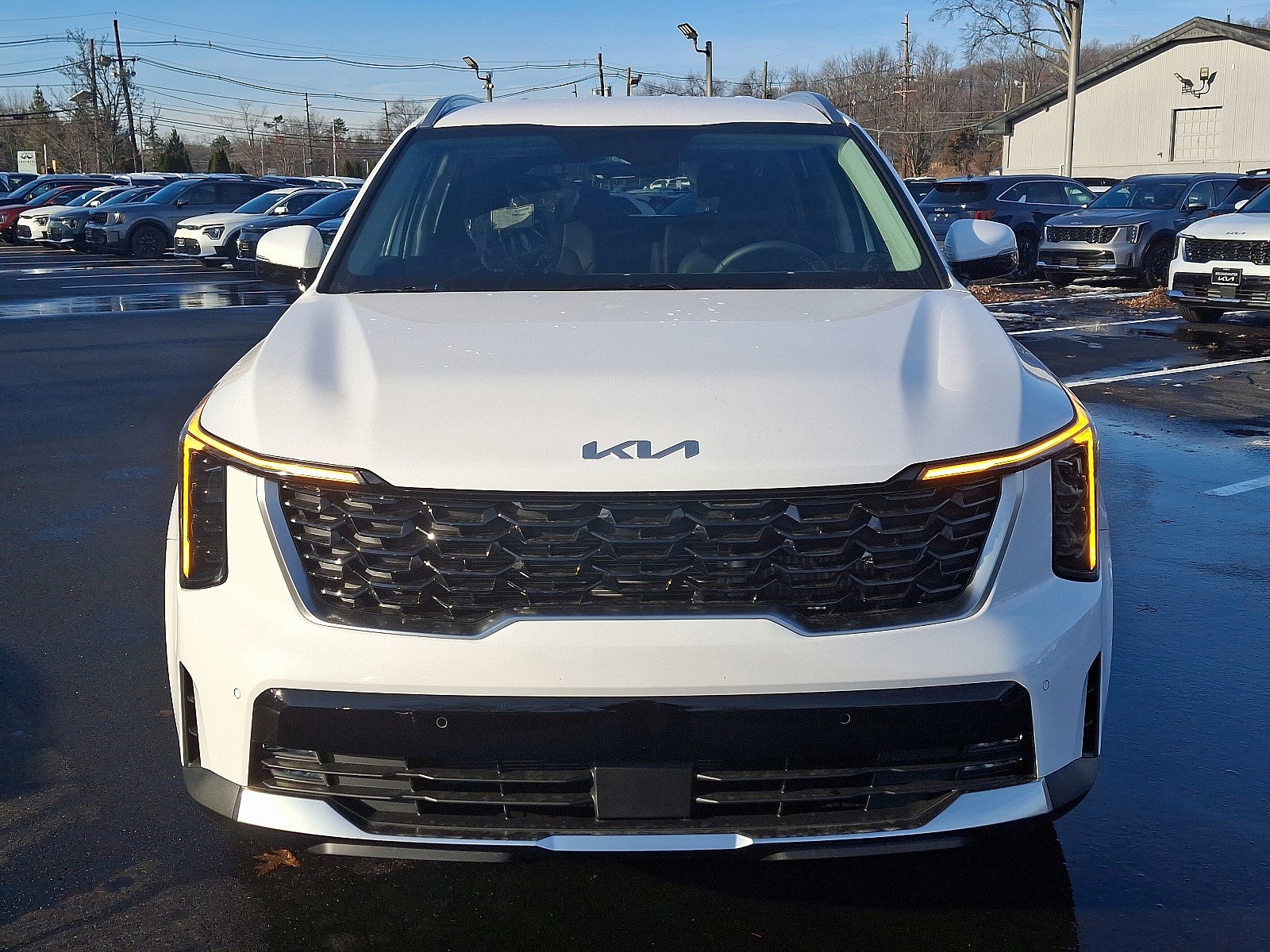 2025 Kia Sorento EX photo 2
