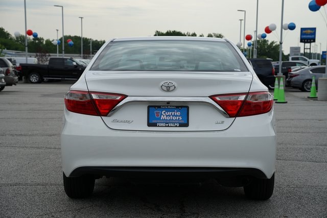 2015 Toyota Camry Base photo 6