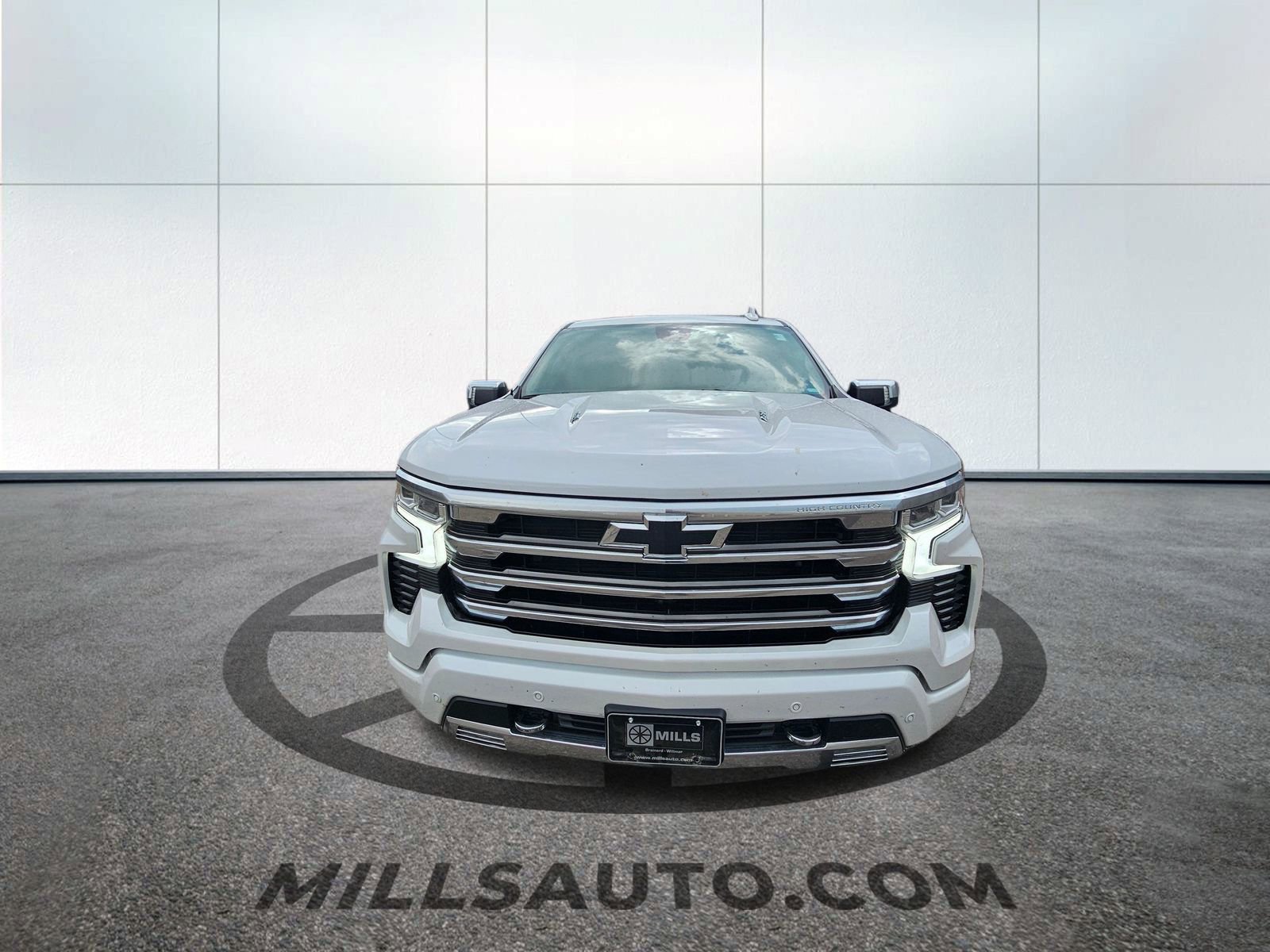 Used 2023 Chevrolet Silverado 1500 High Country with VIN 3GCUDJEL3PG149474 for sale in Baxter, Minnesota