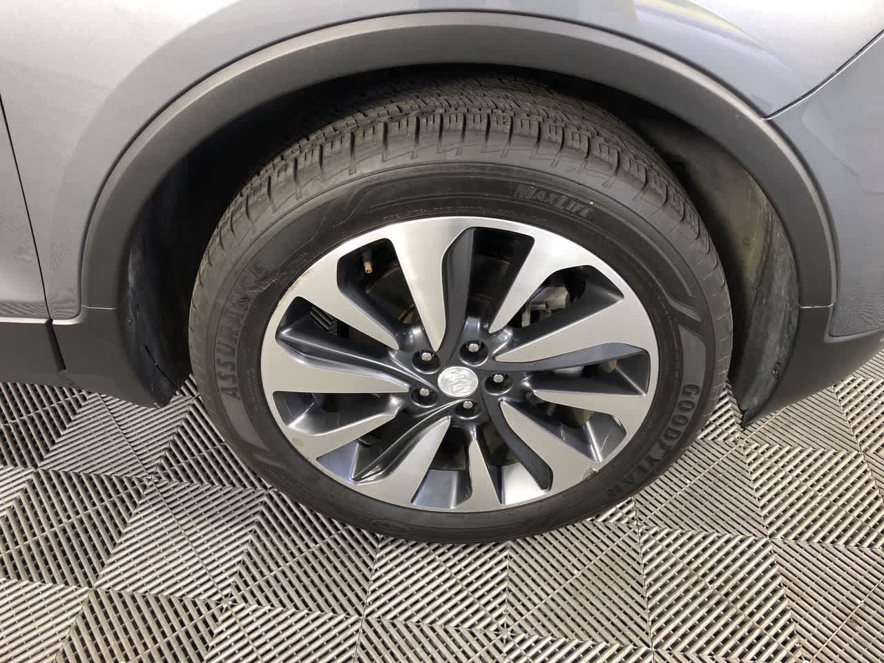 2020 Buick Encore Essence photo 10