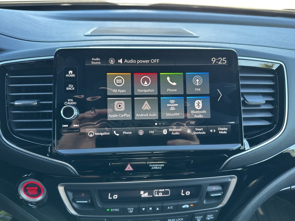 2025 Honda Ridgeline Black Edition photo 27