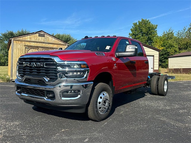 2026 Ram 3500 Tradesman photo 3