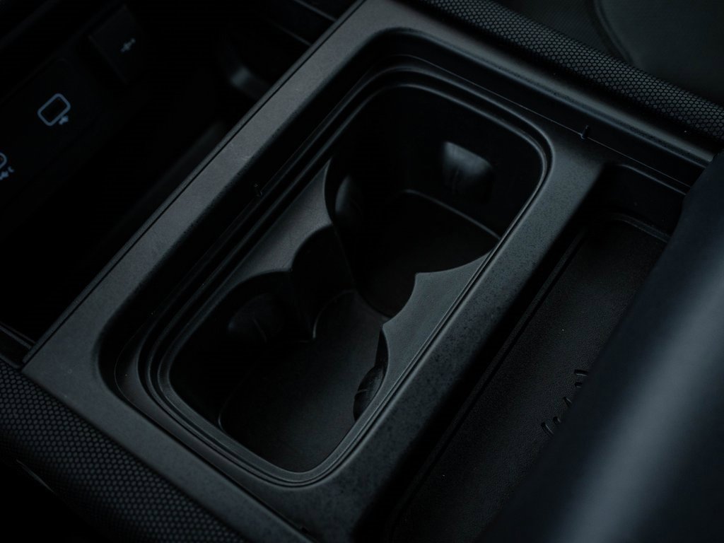 2021 Land Rover Defender 110 X-Dynamic HSE photo 33