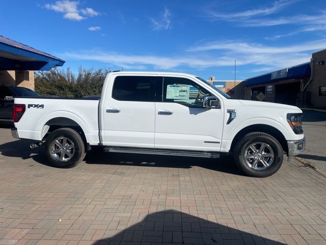 2025 Ford F-150 XLT photo 2
