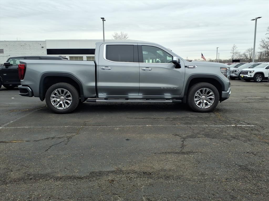 2025 GMC Sierra 1500 Denali's photo