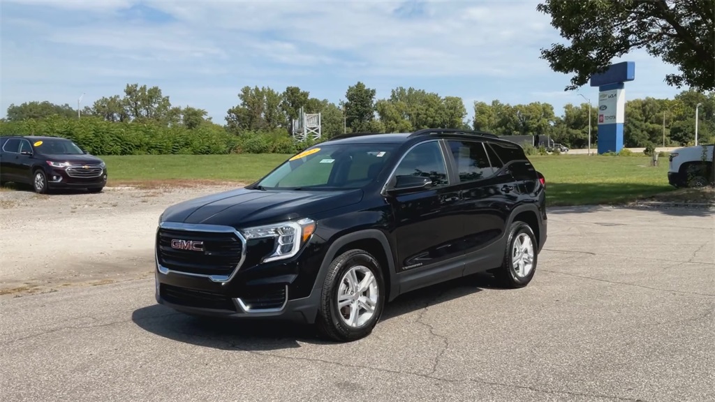 2022 Gmc Terrain SLE photo 3