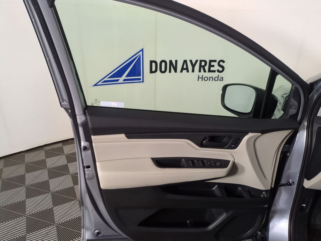 2026 Honda Odyssey EX-L photo 10