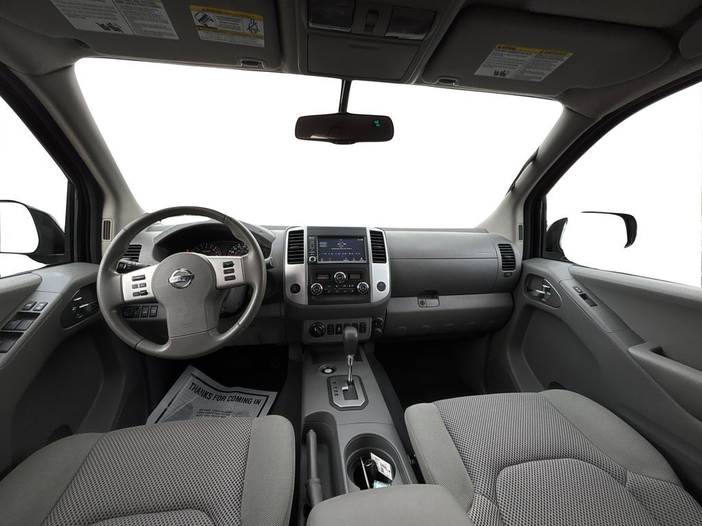 2020 Nissan Frontier SV photo 16