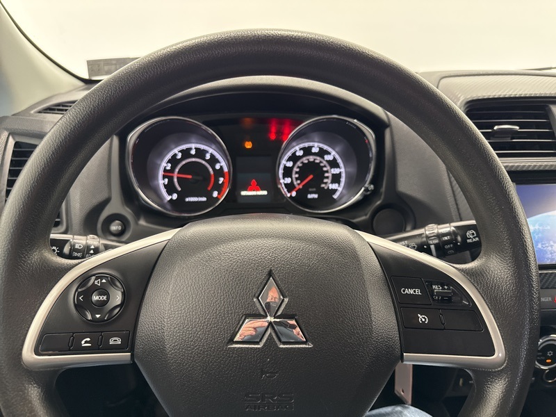 2019 Mitsubishi Outlander Sport ES photo 21