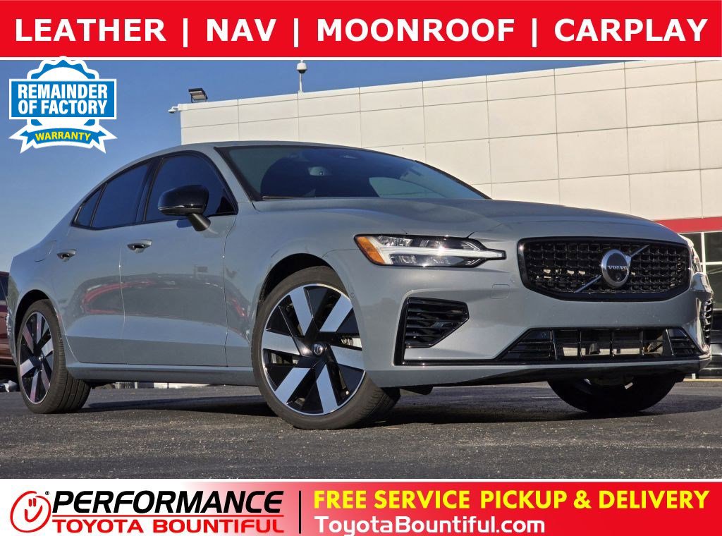 2024 Volvo S60 Ultimate's photo