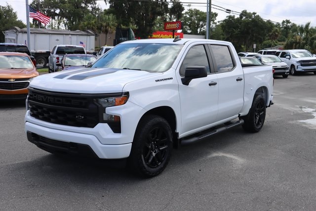2022 Chevrolet Silverado 1500 Custom photo 3