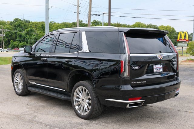 2022 Cadillac Escalade Premium Luxury photo 5