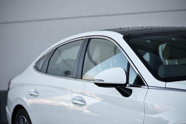 2023 Hyundai Sonata Limited photo 3