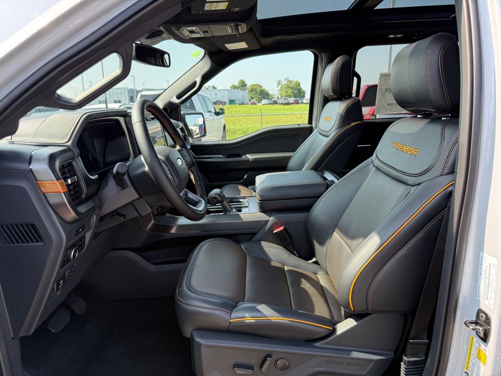 2025 Ford F-150 Tremor photo 4