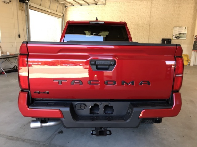 2025 Toyota Tacoma TRD Sport Double Cab photo 4