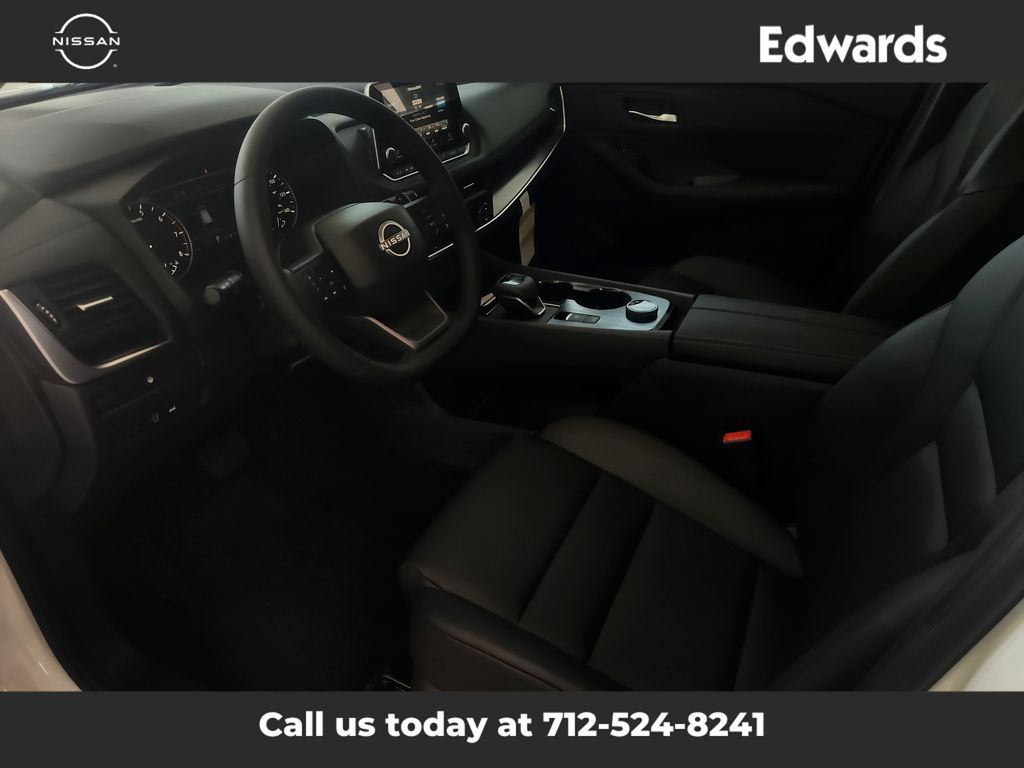 2026 Nissan Rogue SV photo 21