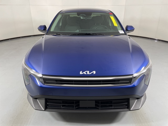 2025 Kia K4 LXS photo 3