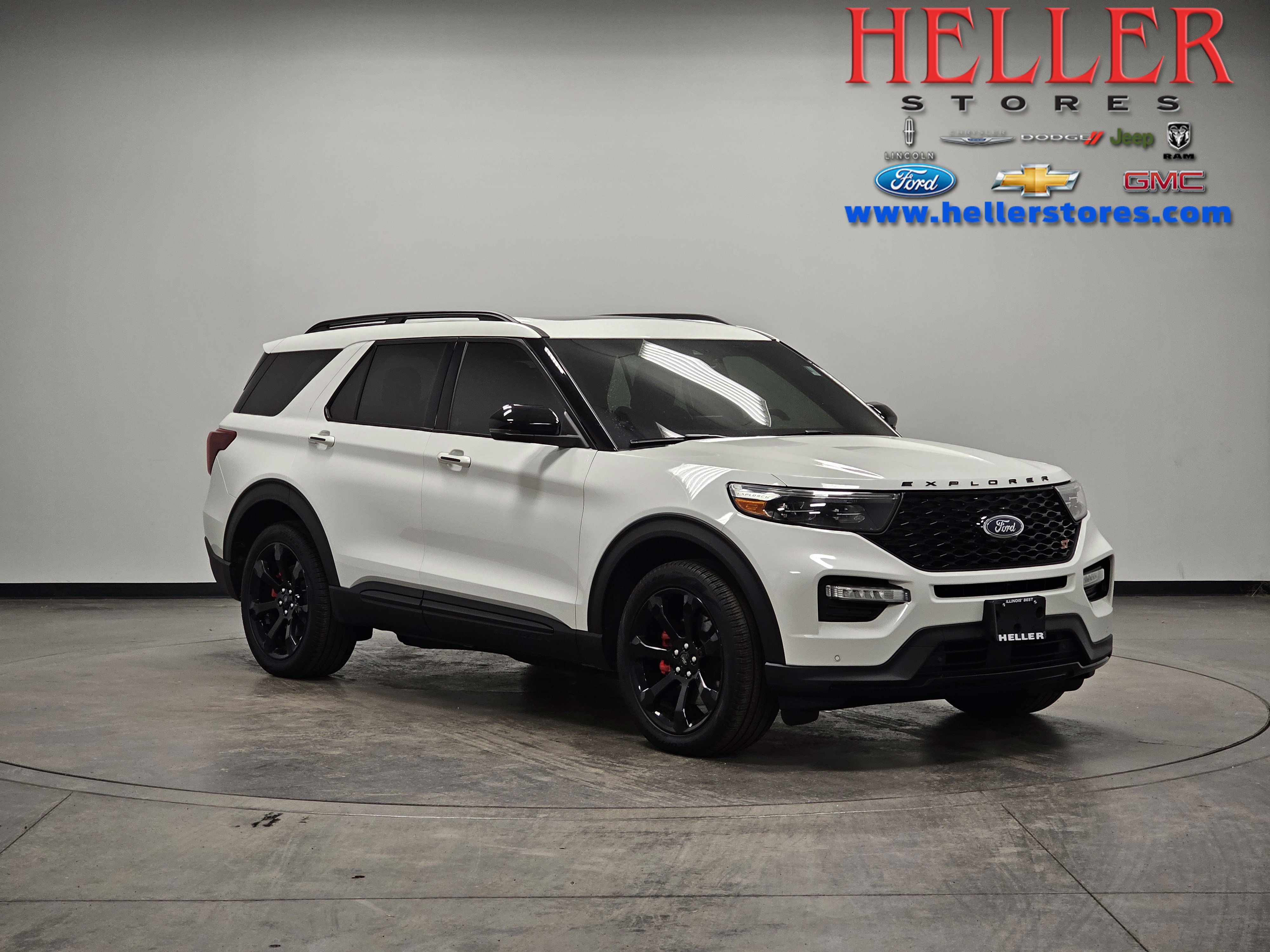 2024 Ford Explorer ST's photo