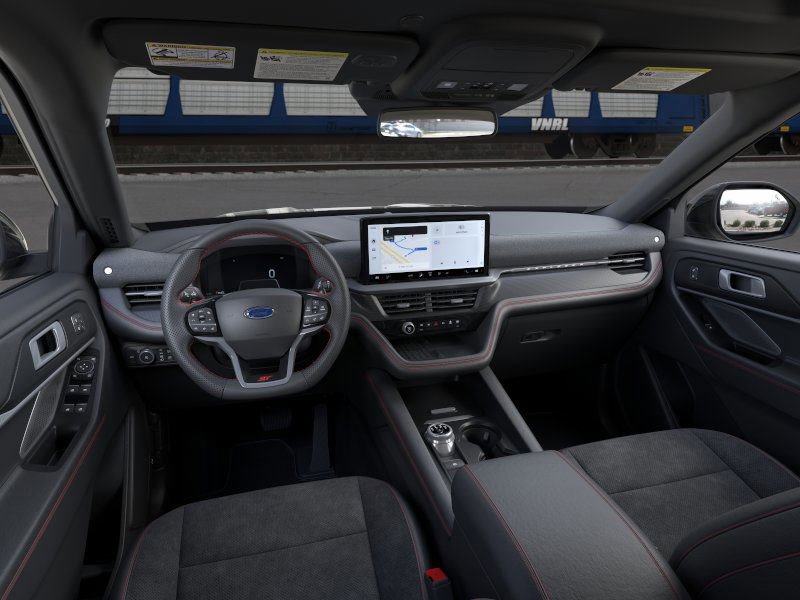 2025 Ford Explorer ST photo 9