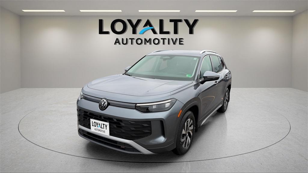 2025 Volkswagen Tiguan S's photo