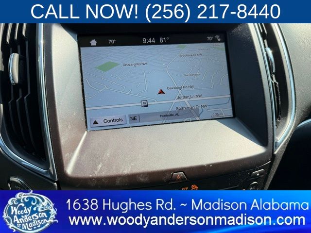 2019 Ford Edge Titanium photo 3