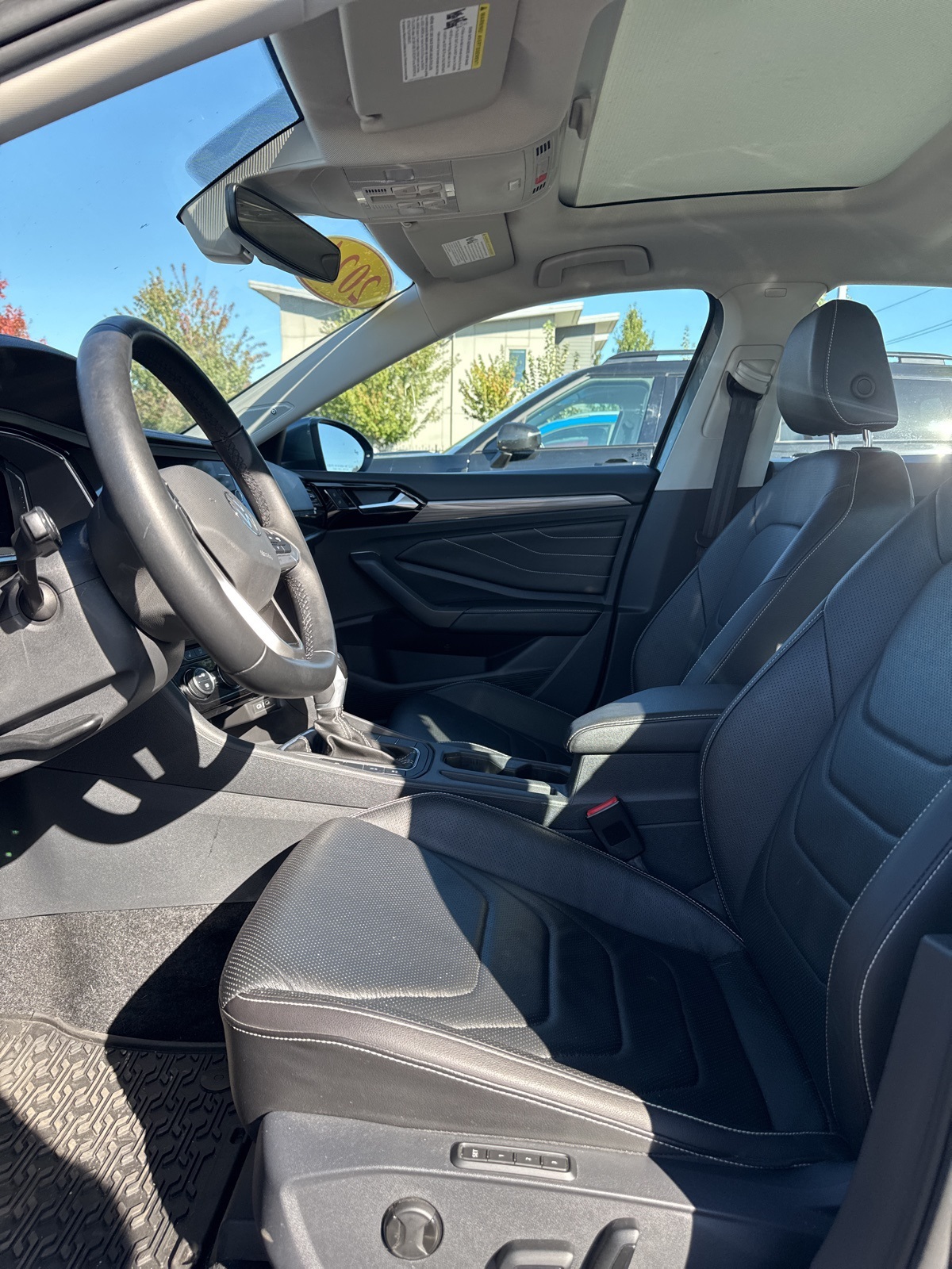 2024 Volkswagen Jetta 1.5T SEL photo 3