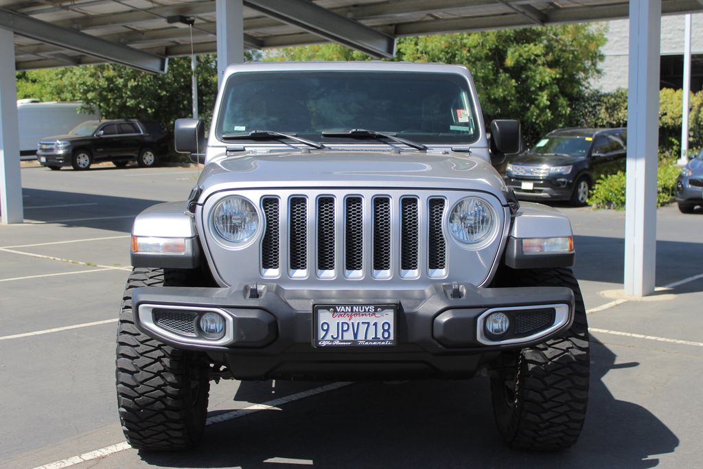 2020 Jeep Wrangler Unlimited Sahara photo 3