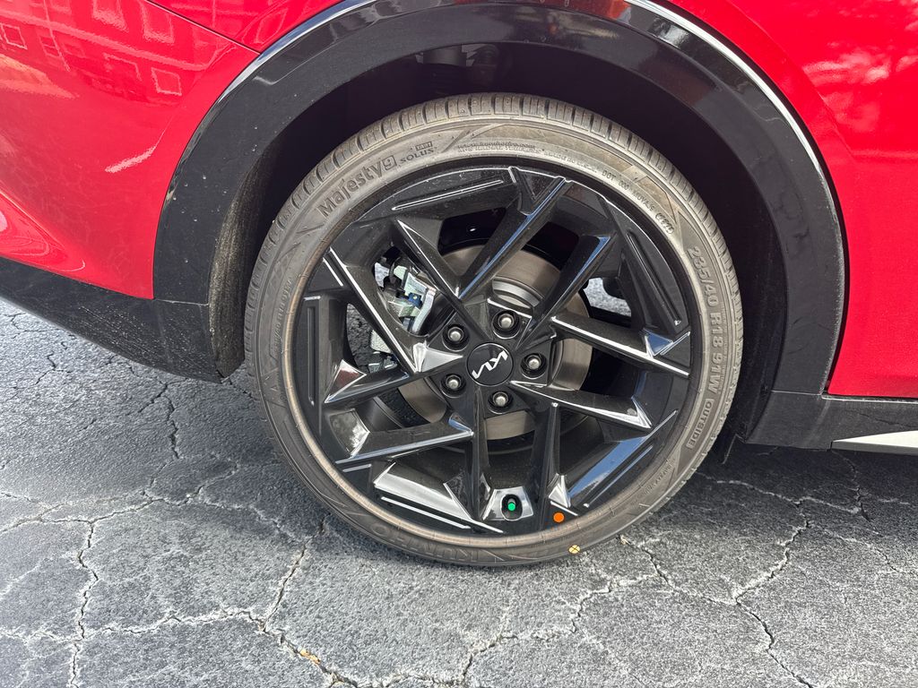 2025 Kia K4 GT-Line Turbo photo 17