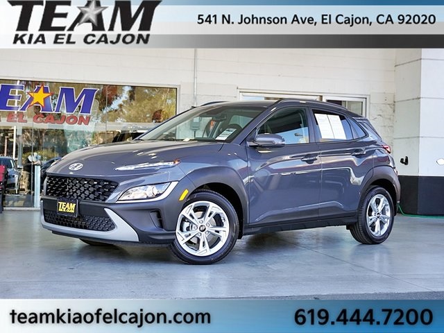 2023 Hyundai Kona SEL photo 2