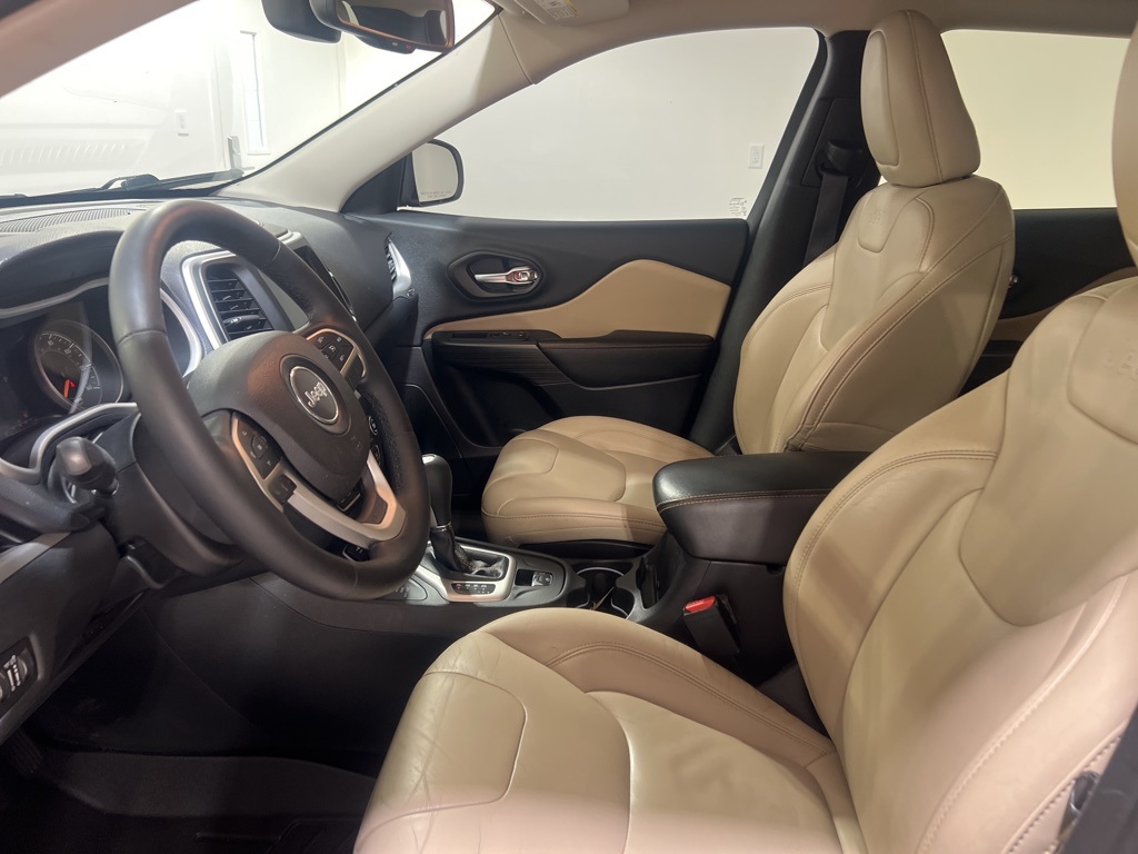 2015 Jeep Cherokee Limited photo 11