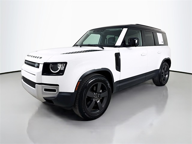 2023 Land Rover Defender S's photo