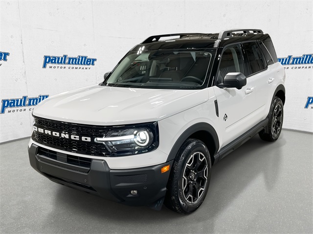 2025 Ford Bronco Sport Outer Banks's photo