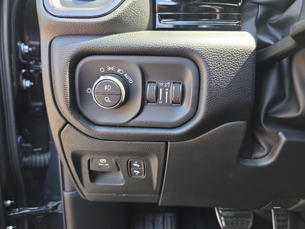 2026 Ram 1500 Rebel photo 14