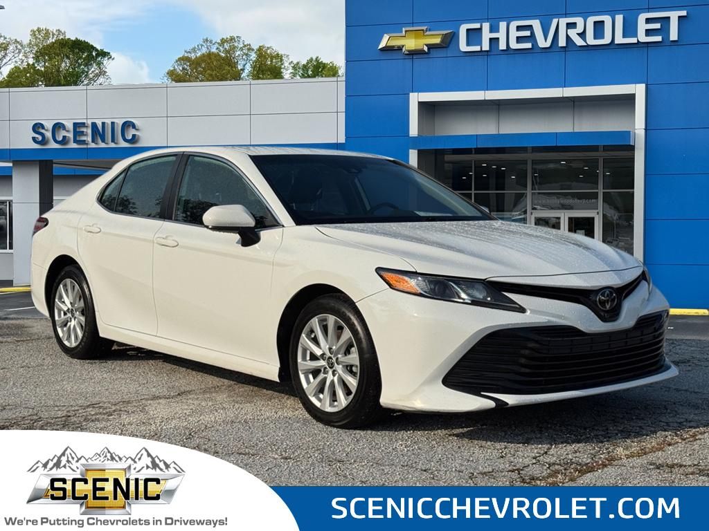 2020 Toyota Camry LE