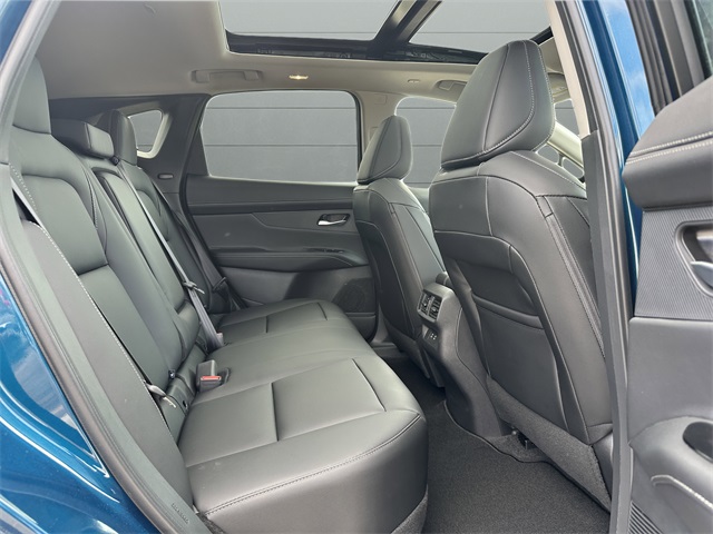 2025 Nissan Murano SL photo 21