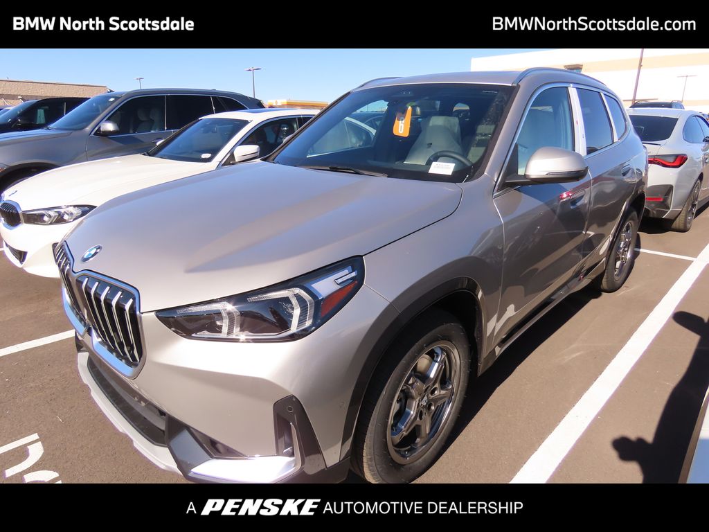 2026 BMW X1 28i's photo