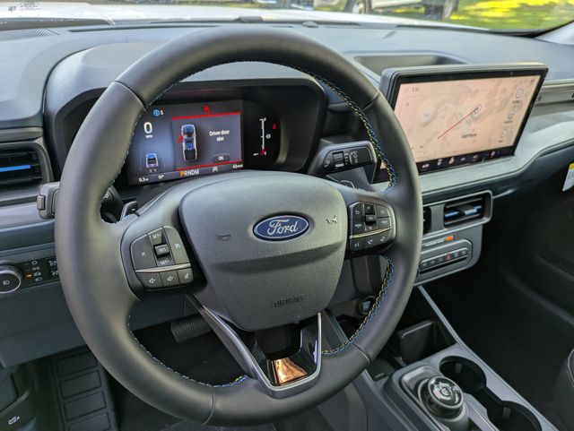 2025 Ford Maverick photo 15