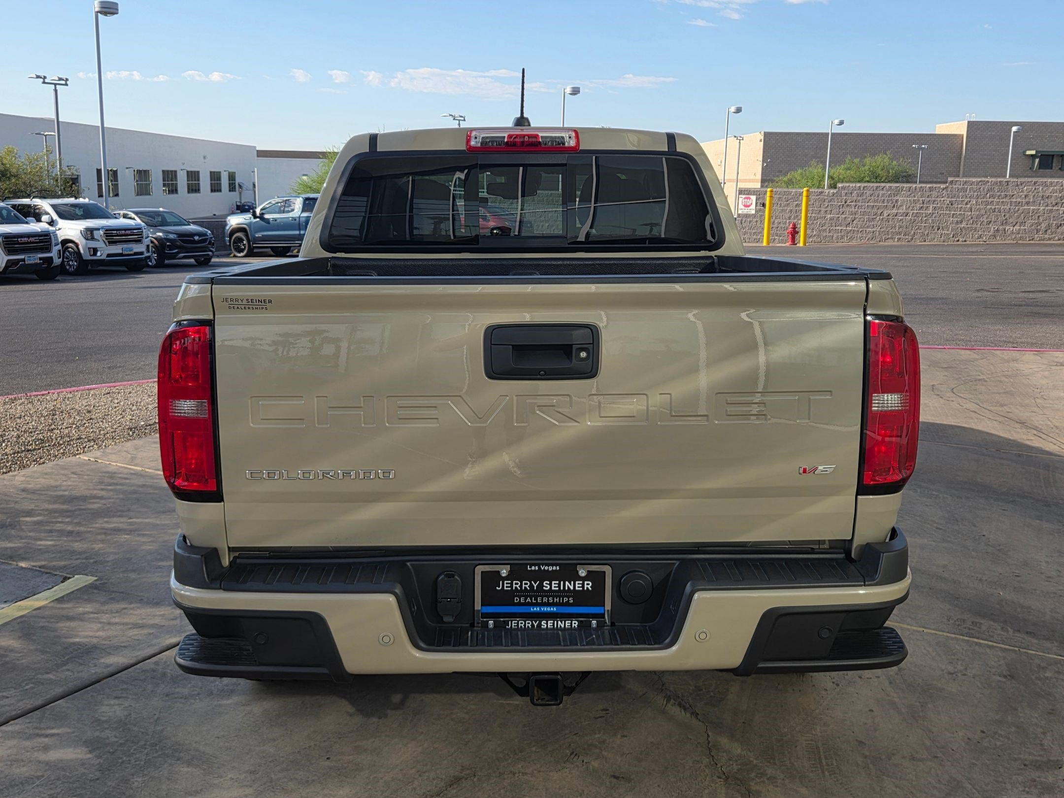 2022 Chevrolet Colorado Z71 photo 3