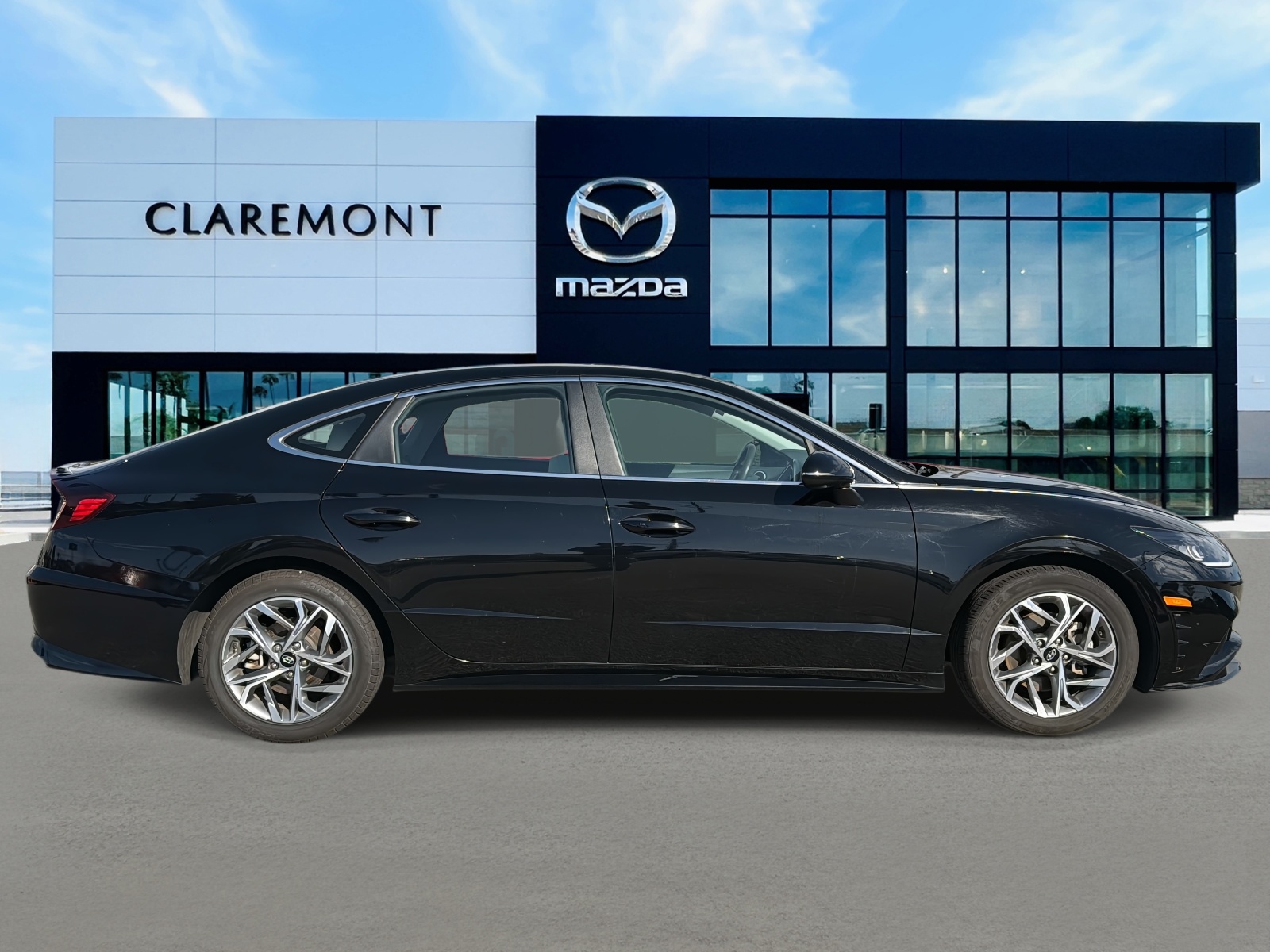 2023 Hyundai Sonata SEL photo 3