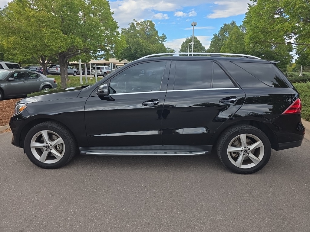 2019 Mercedes Benz GLE 400 4MATIC photo 3