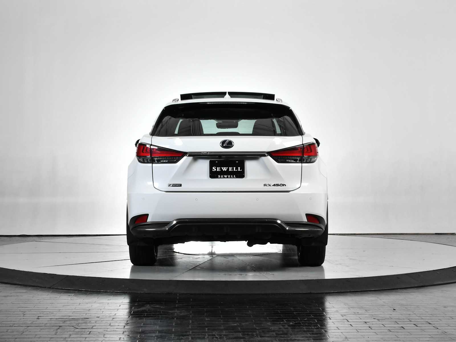 Image 4 of Certified Pre-Owned 2022 Lexus RXh F SPORT Handling