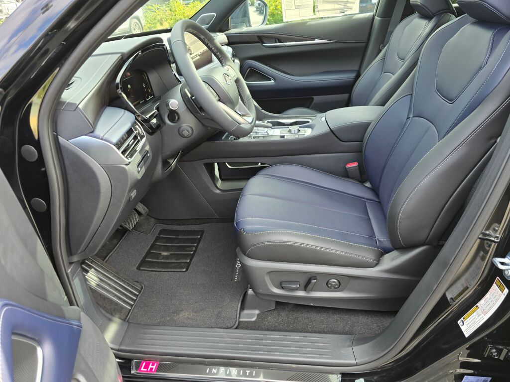 2026 Infiniti QX60 AWD photo 19