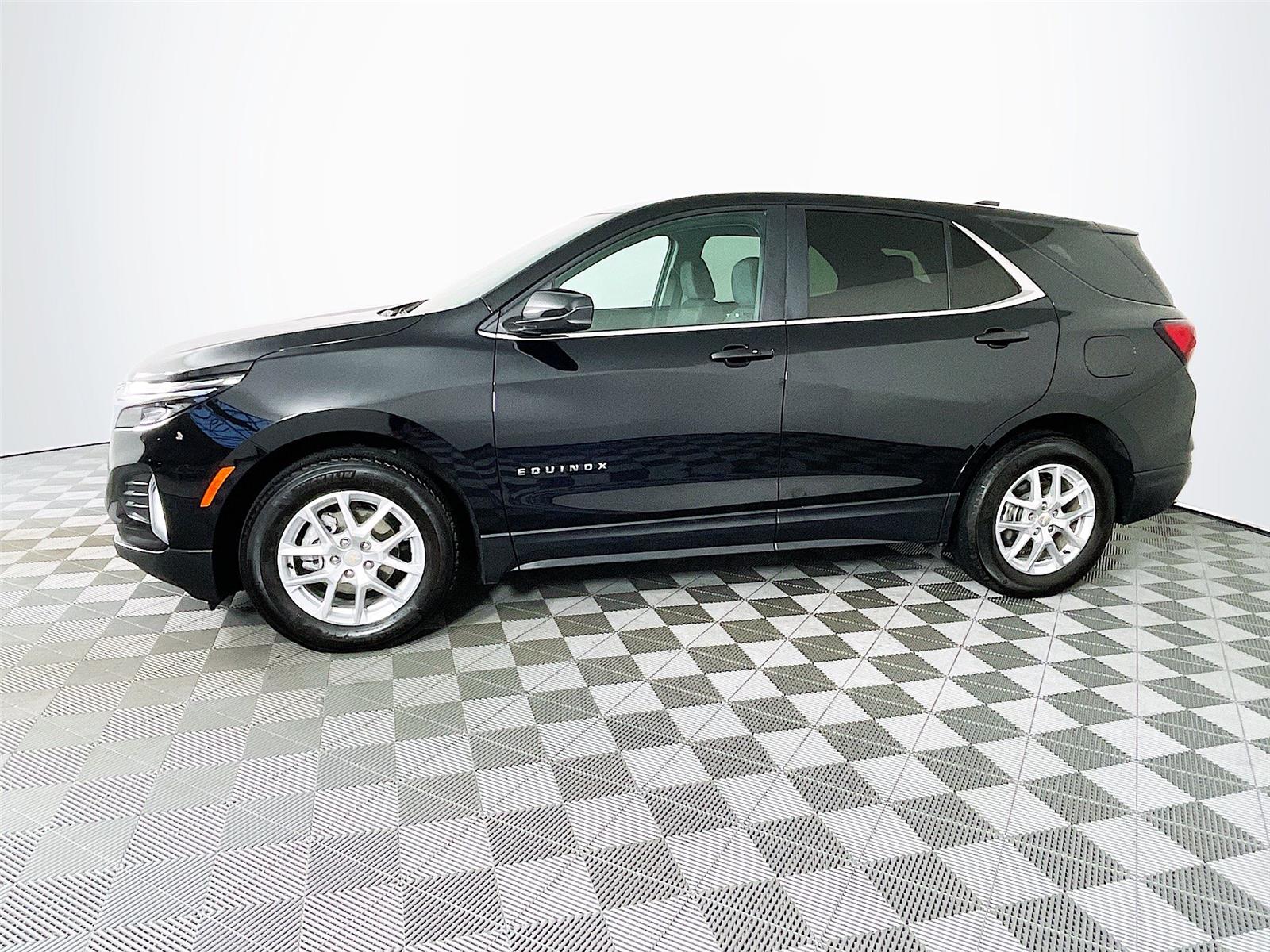 2024 Chevrolet Equinox LT photo 4